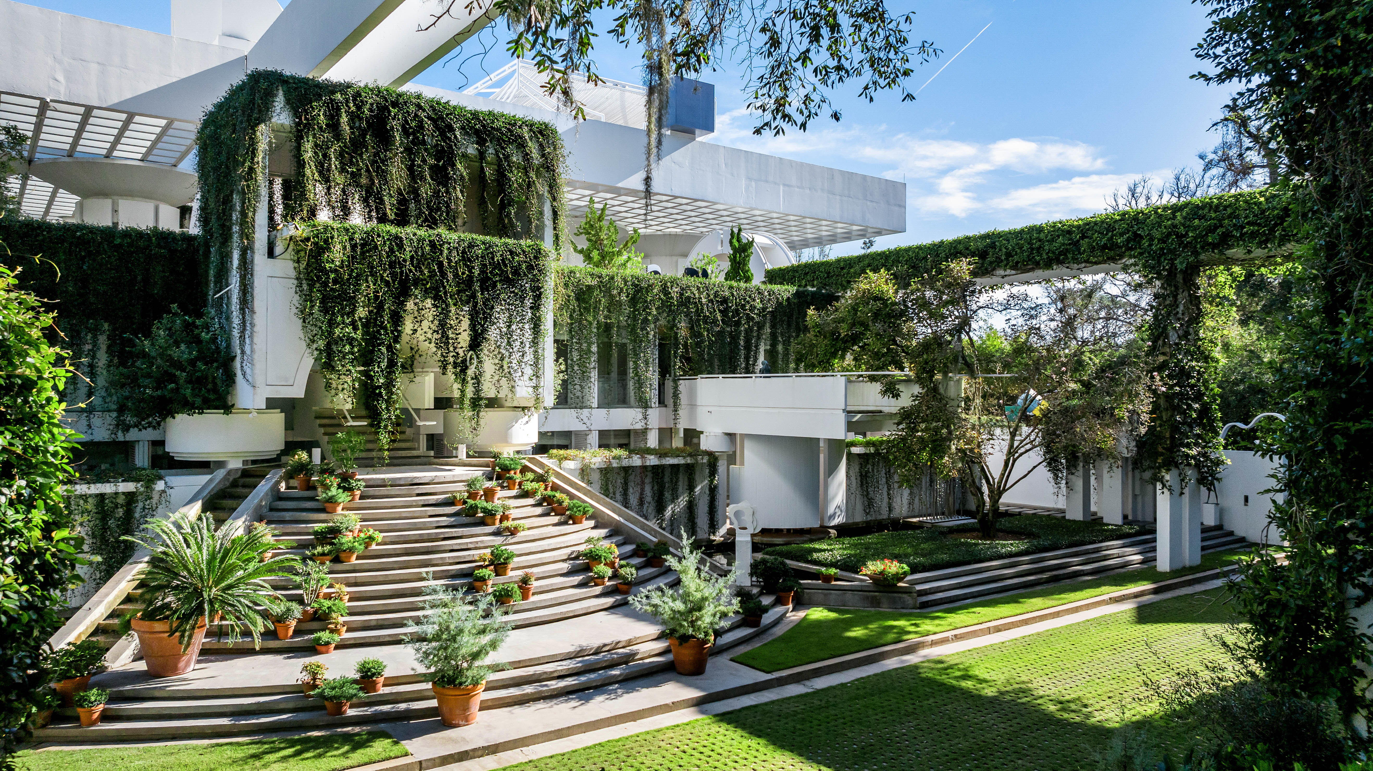 Architect John Portman’s Personal Sea Island, GA Home Entelechy II Lists For $40,000,000