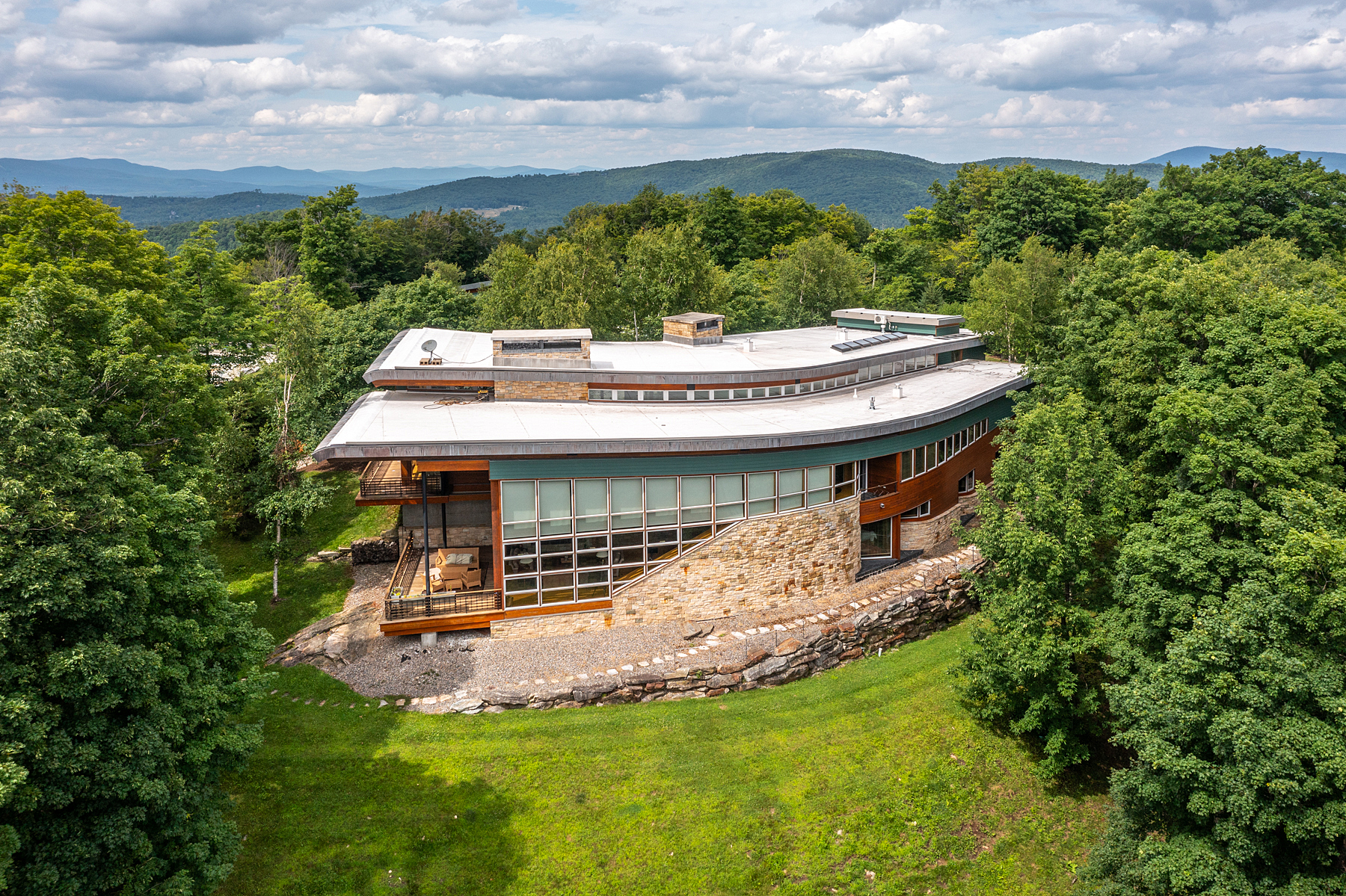 Stratton Mountaintop Architectural Masterpiece Lists For $6,700,000