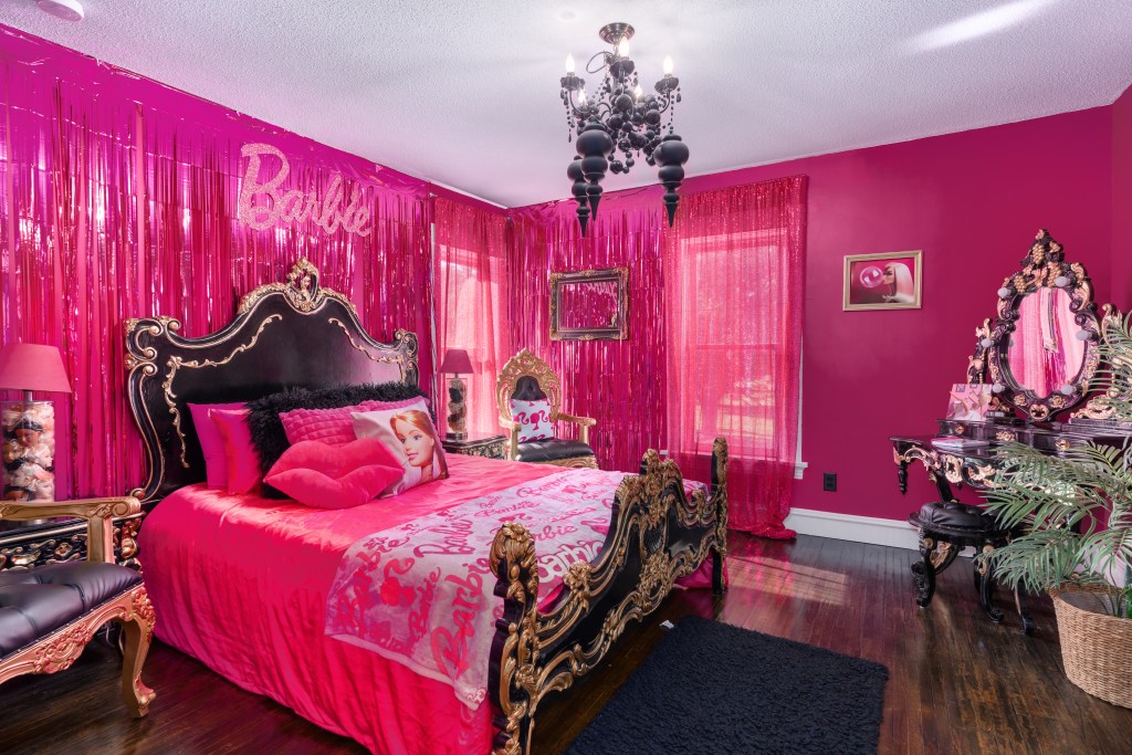 barbie pink themed house 