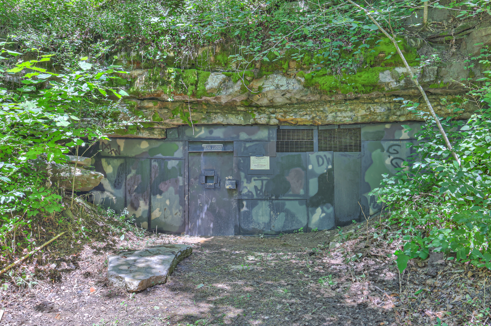 Bunker Home With Underground Cavern Lists In Tennessee