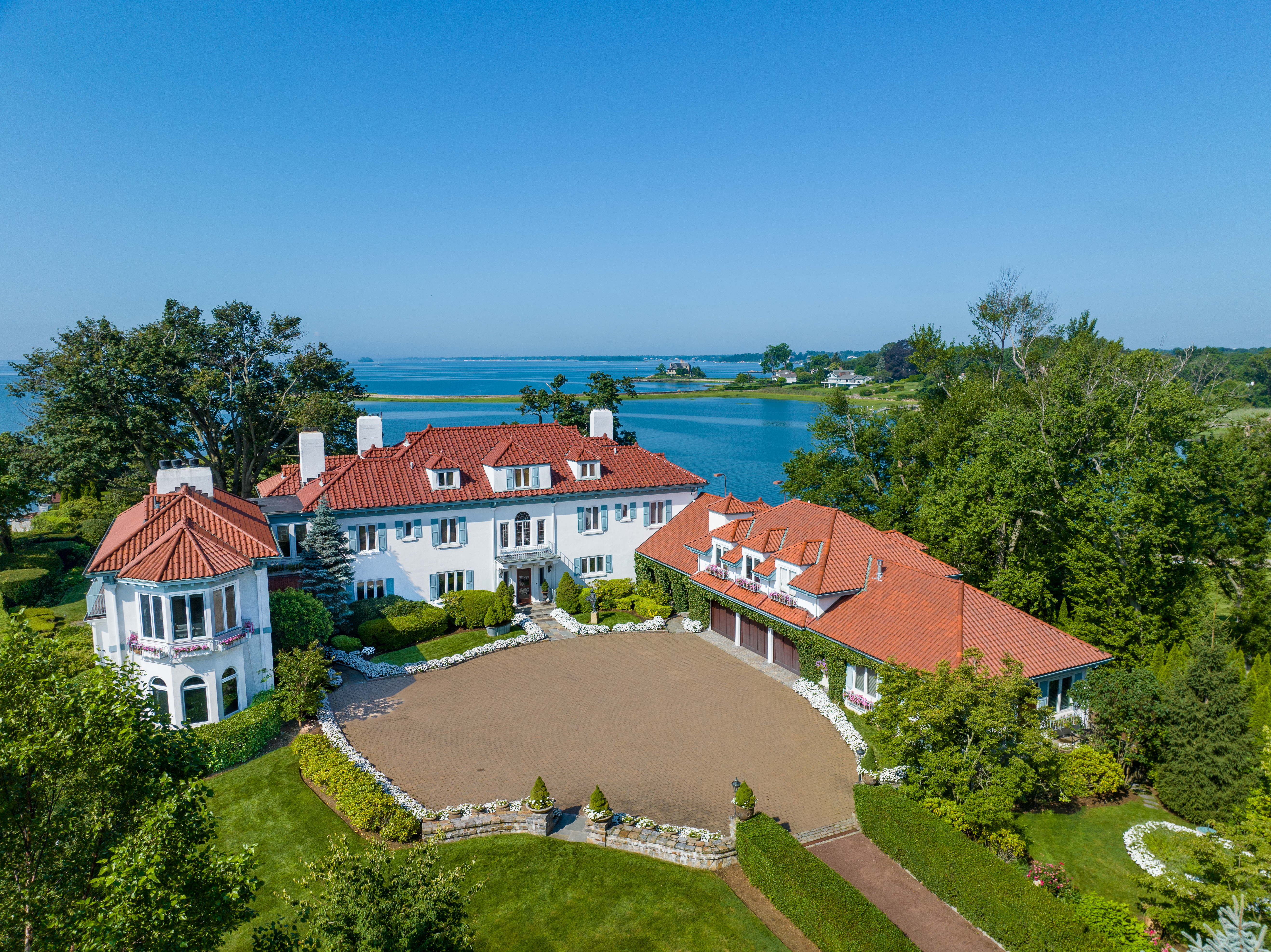 Kathie Lee Gifford’s Greenwich Estate Just Listed for $100 Million and It Is One of the Most Extraordinary Properties We Have Ever Seen